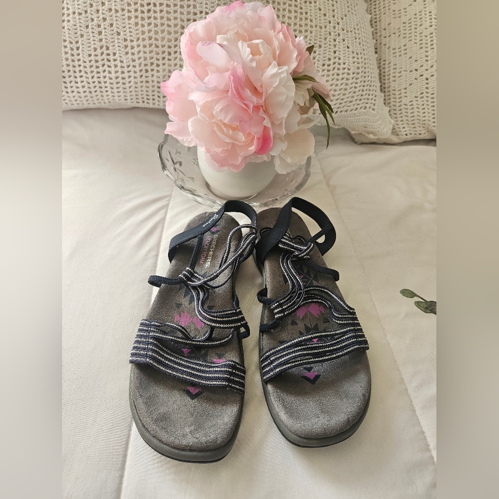 SKECHERS Women's Blue and White Sandals With Elastic Straps.